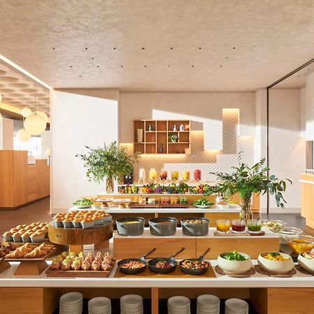 Omo7 Osaka By Hoshino Resorts Εξωτερικό φωτογραφία The buffet at the lounge