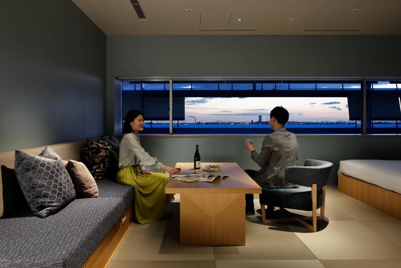 Omo7 Osaka By Hoshino Resorts Εξωτερικό φωτογραφία A room at the hotel