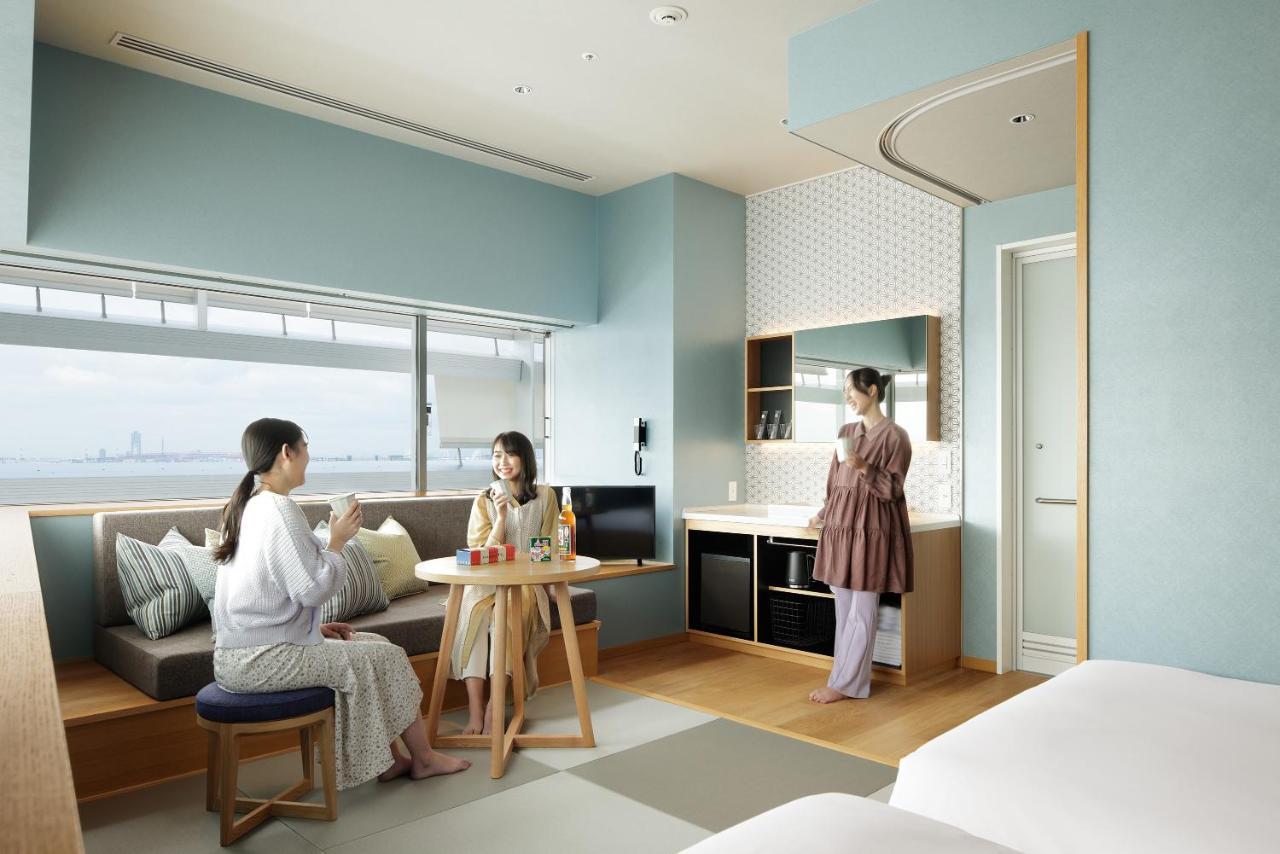 Omo7 Osaka By Hoshino Resorts Εξωτερικό φωτογραφία A room at the hotel